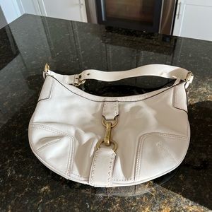 Coach medium white leather shoulder bag